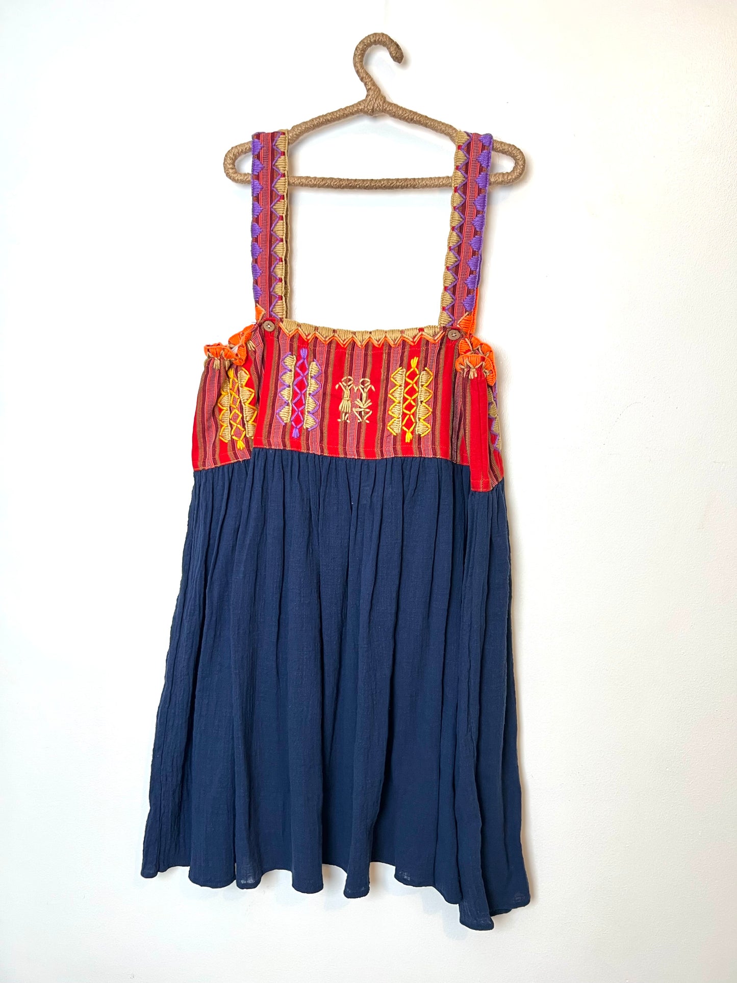 CLEO red blue